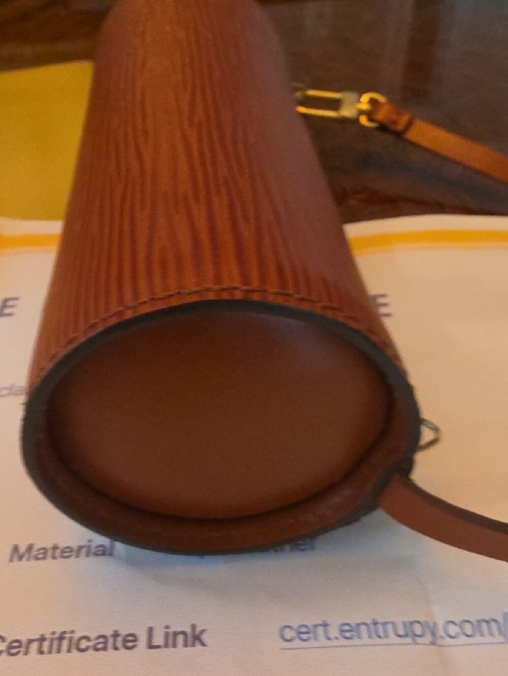 Louis Vuitton Brown Epi Soufflot Pouch 1997 Excellent Condition with COA - Picture 10 of 12